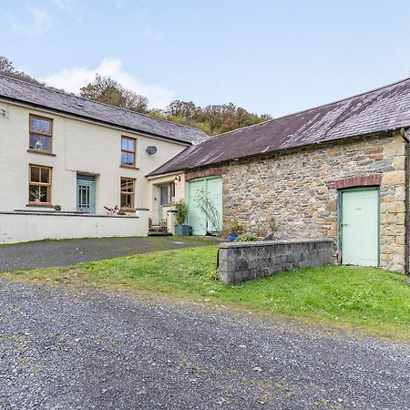 Pwll Farmhouse Llanllawdog ภายนอก รูปภาพ